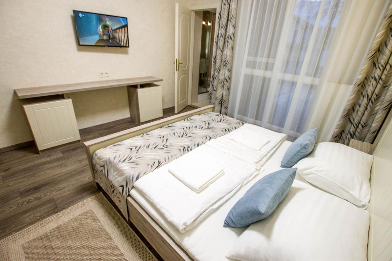 Hotel Járja Panzió Hajdúszoboszló Esterno foto
