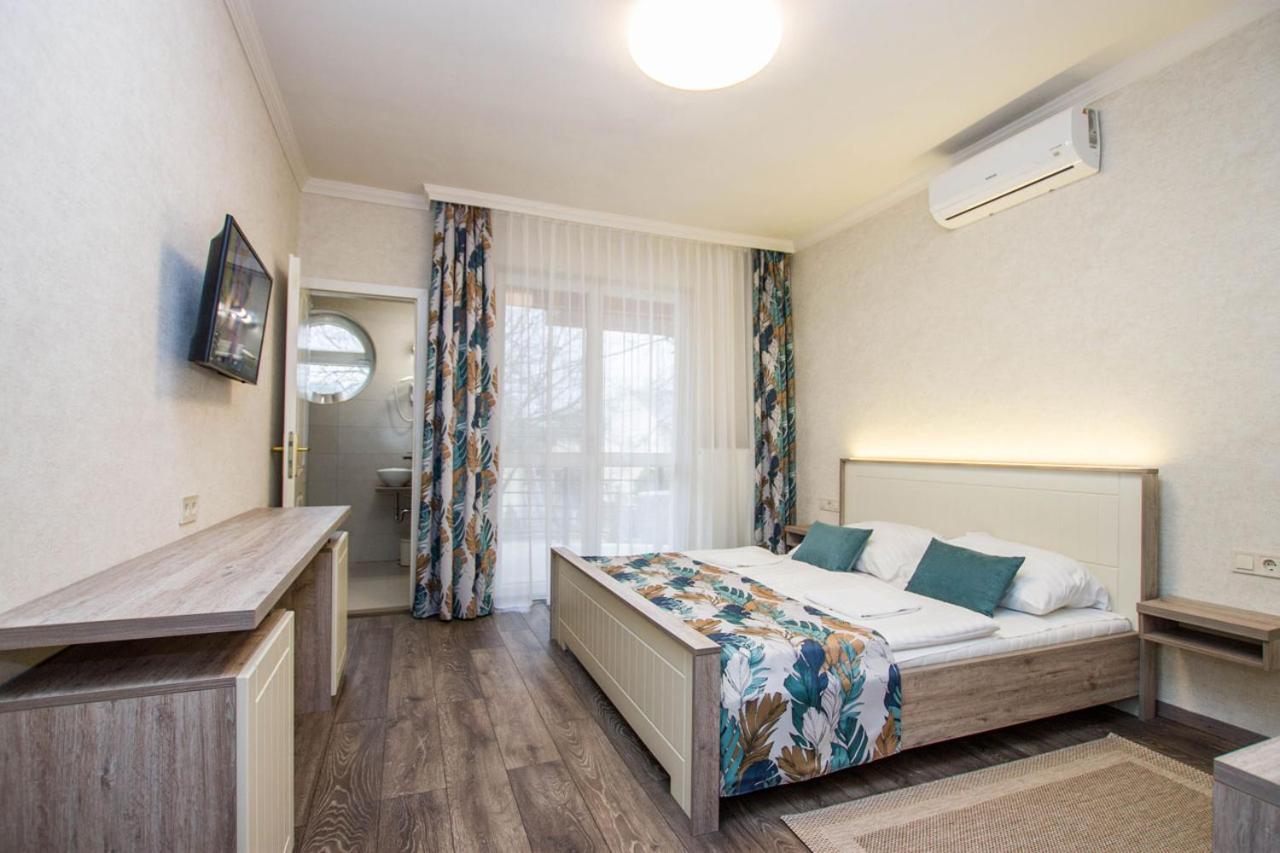 Hotel Járja Panzió Hajdúszoboszló Esterno foto
