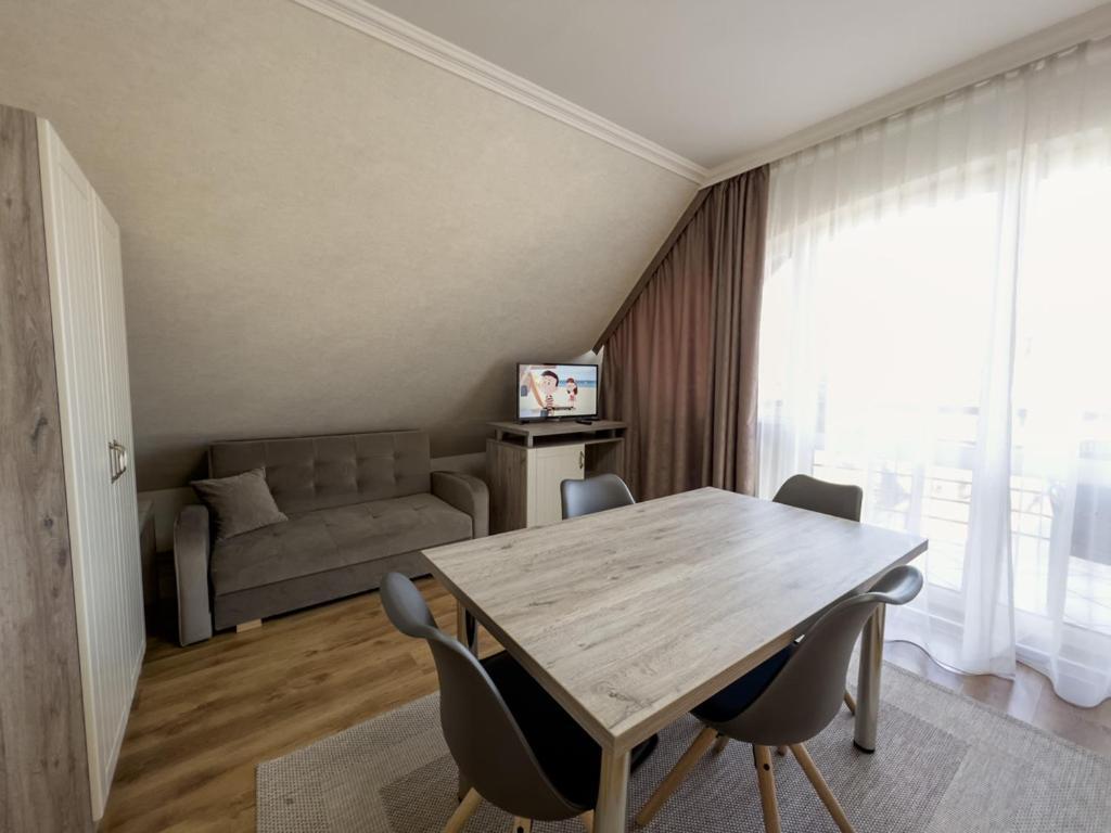 Hotel Járja Panzió Hajdúszoboszló Esterno foto